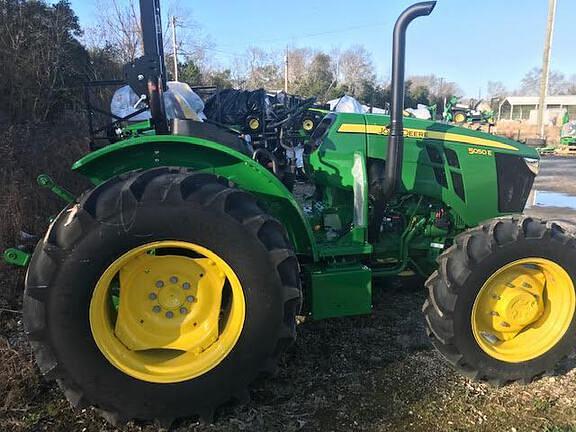 Image of John Deere 5050E equipment image 1
