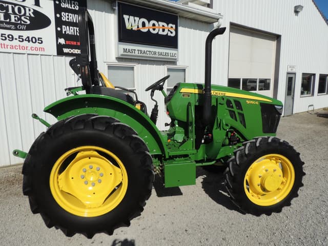 Image of John Deere 5050E equipment image 3