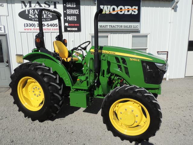 Image of John Deere 5050E equipment image 2