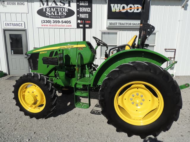 Image of John Deere 5050E equipment image 1