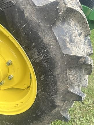 Image of John Deere 5050E equipment image 2