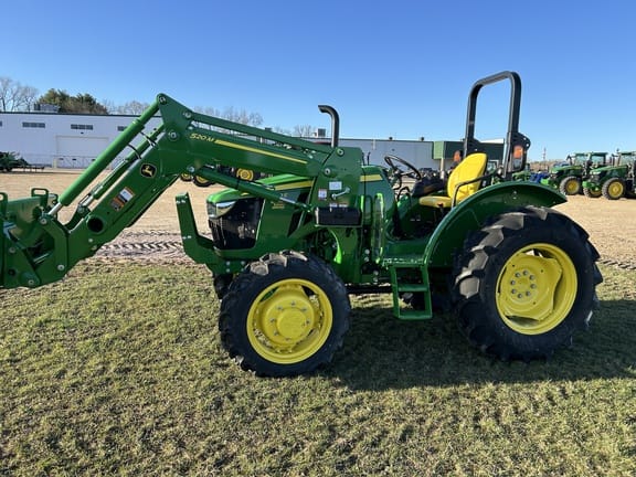 Main image John Deere 5050E