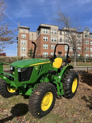 Main image John Deere 5050E