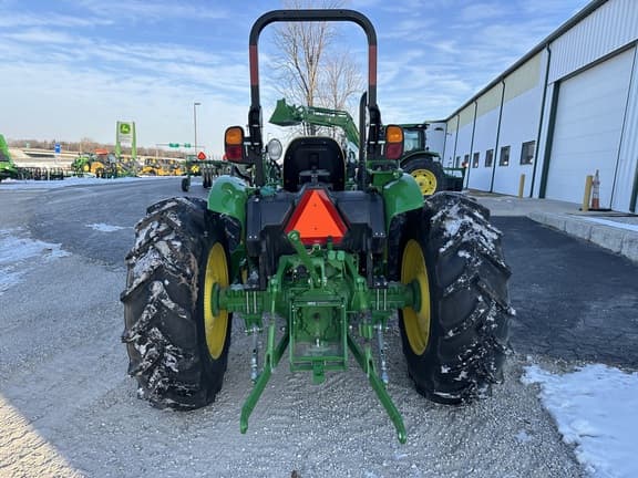 Image of John Deere 5050E equipment image 3