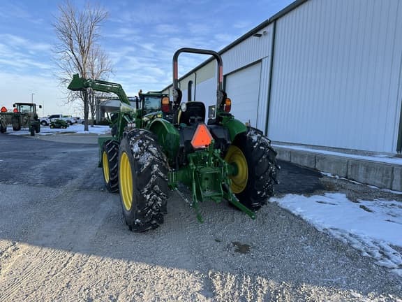 Image of John Deere 5050E equipment image 4
