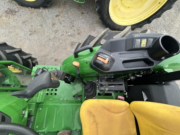 Image of John Deere 5050E equipment image 2