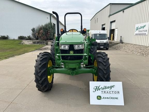 Image of John Deere 5050E equipment image 3