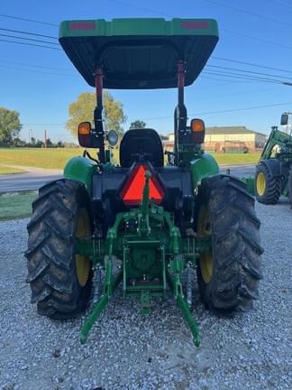 Image of John Deere 5050E equipment image 1