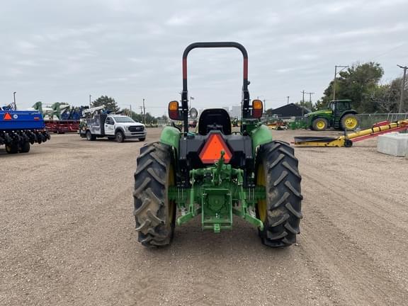Image of John Deere 5050E equipment image 4