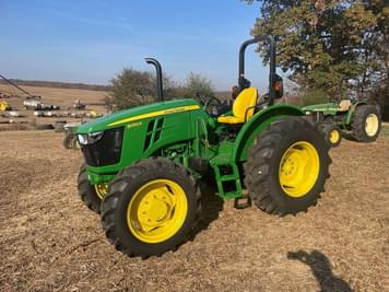 Main image John Deere 5050E