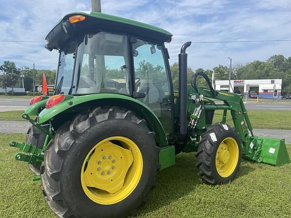 Image of John Deere 5060E equipment image 4