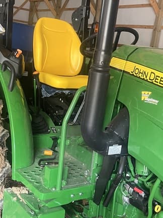 Image of John Deere 5060E Primary image