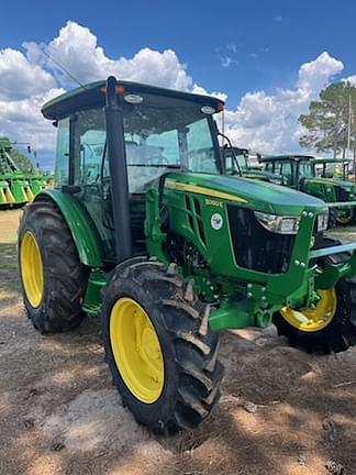 Image of John Deere 5060E equipment image 1