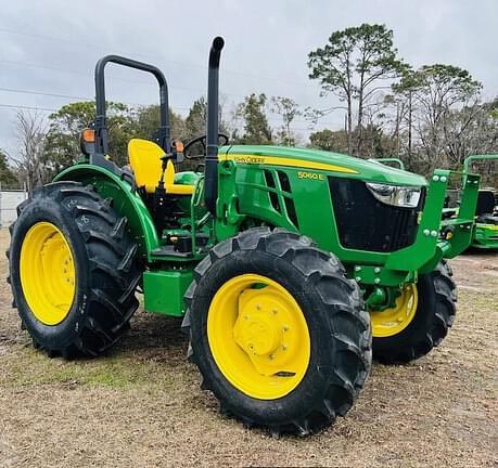 Image of John Deere 5060E equipment image 4