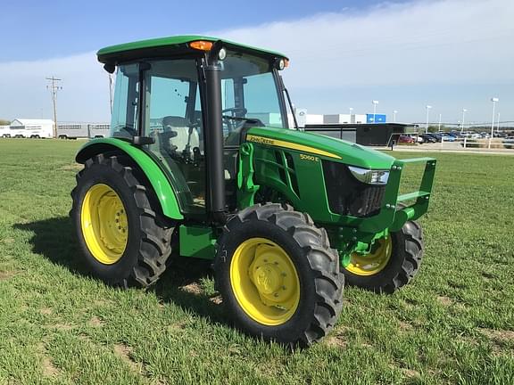 Image of John Deere 5060E Primary image
