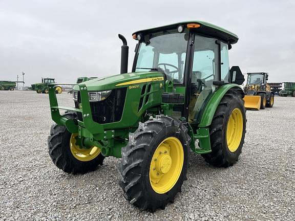 Image of John Deere 5060E Primary image