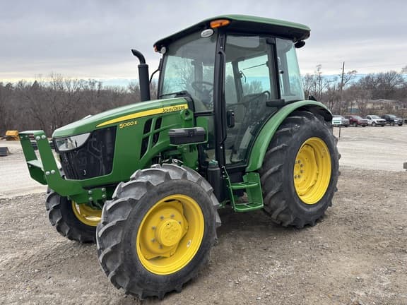 Image of John Deere 5060E Primary image