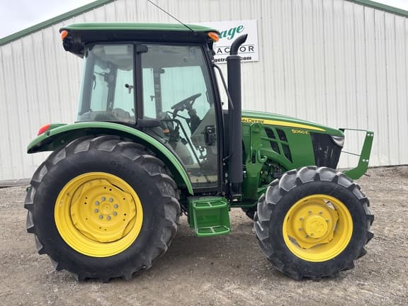Image of John Deere 5060E equipment image 3