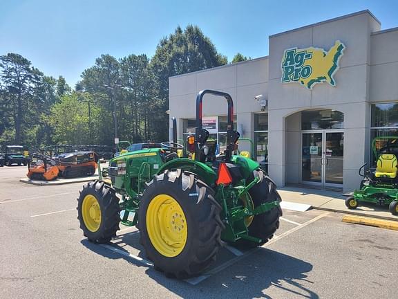 Image of John Deere 5060E equipment image 1