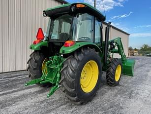 Main image John Deere 5060E 3