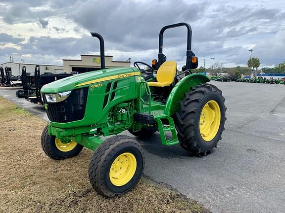 Image of John Deere 5060E Primary image
