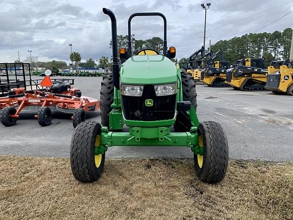Image of John Deere 5060E equipment image 2