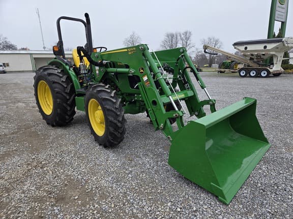 Image of John Deere 5060E equipment image 1
