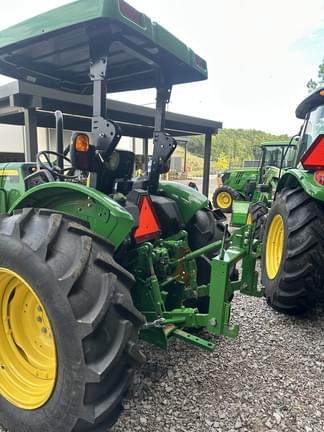 Image of John Deere 5060E Primary image