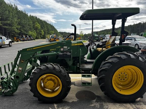 Image of John Deere 5060E equipment image 1