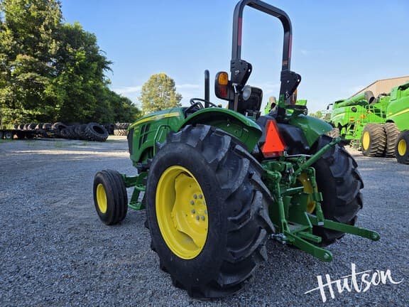 Image of John Deere 5060E equipment image 2