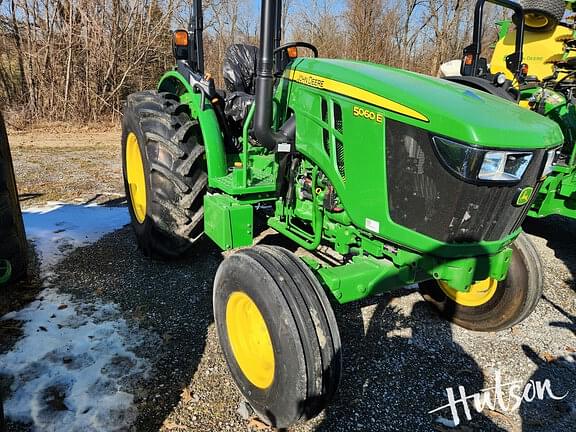 Image of John Deere 5060E Primary image