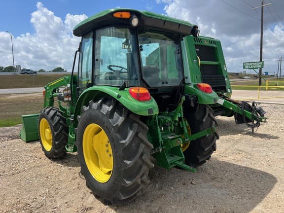 Image of John Deere 5060E equipment image 3