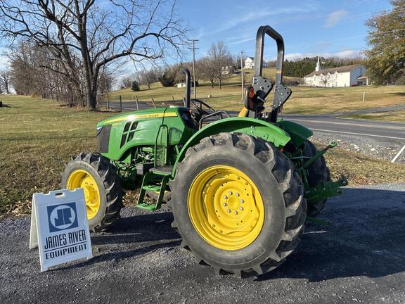 Image of John Deere 5060E equipment image 1