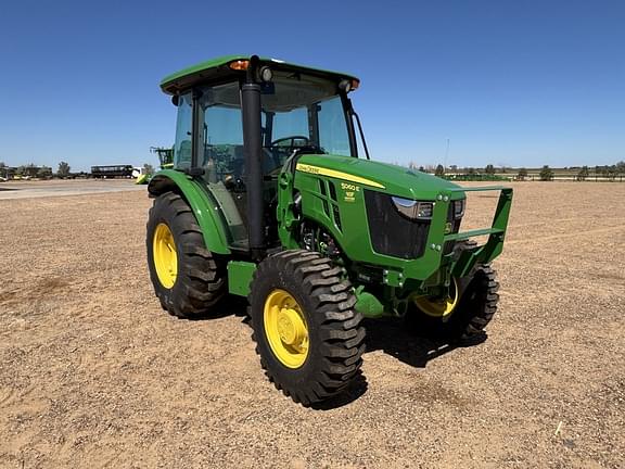 Image of John Deere 5060E equipment image 2