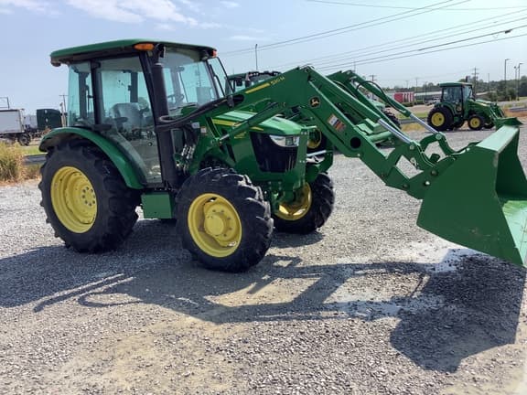 Image of John Deere 5060E equipment image 4