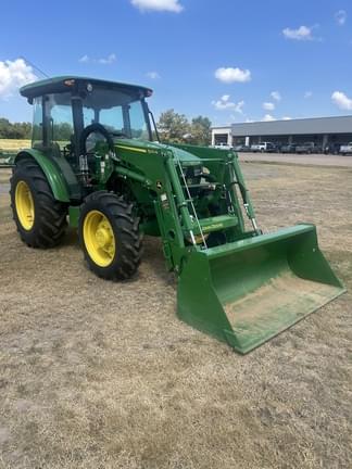 Image of John Deere 5060E equipment image 1