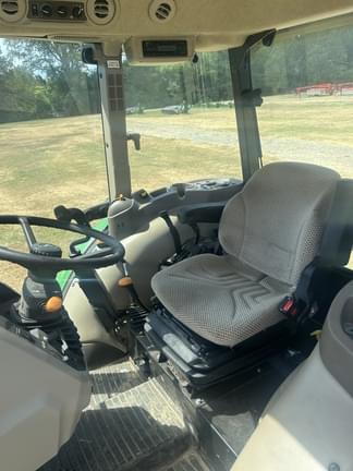 Image of John Deere 5060E Primary image