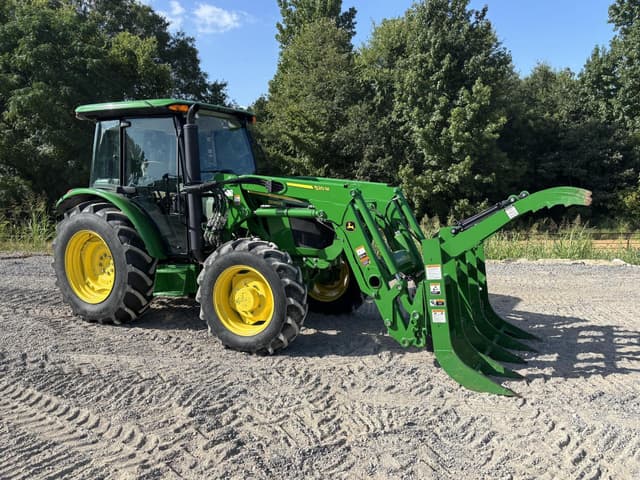 Image of John Deere 5060E equipment image 1