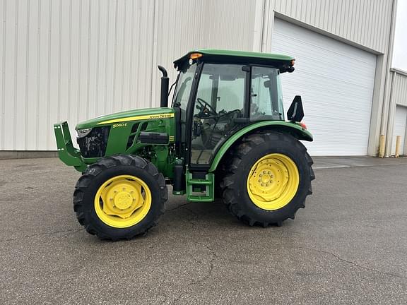 Image of John Deere 5060E Primary image