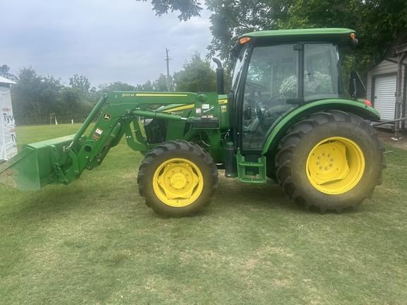 Image of John Deere 5060E equipment image 1