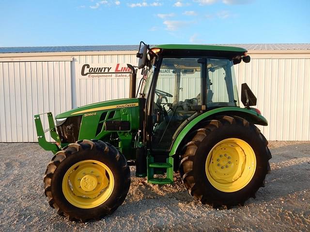 Image of John Deere 5060E equipment image 1