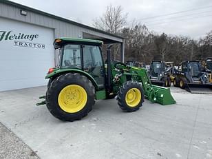 Main image John Deere 5060E 8