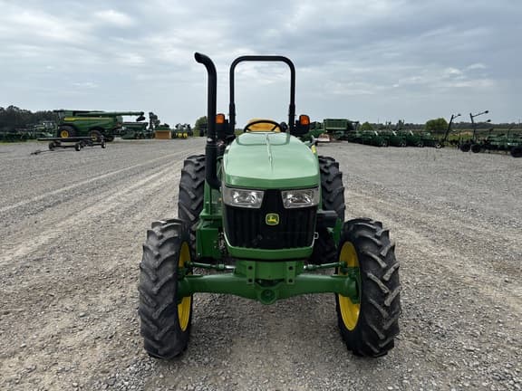 Image of John Deere 5060E equipment image 1