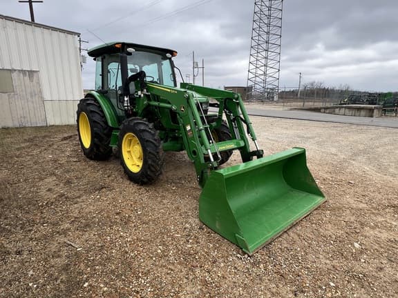 Image of John Deere 5060E equipment image 3