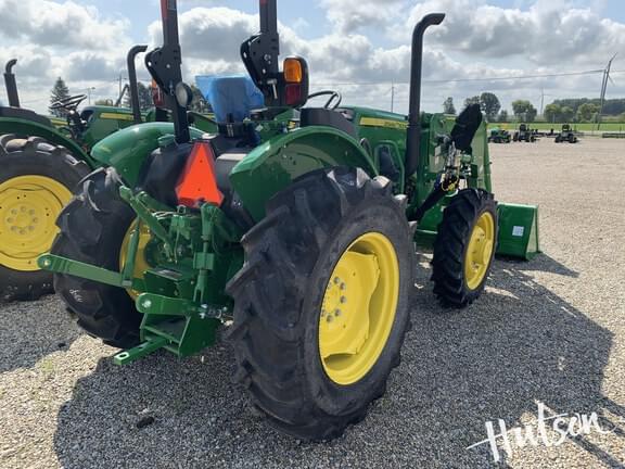 Image of John Deere 5060E equipment image 1