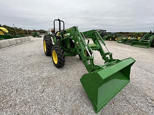 Main image John Deere 5060E 13