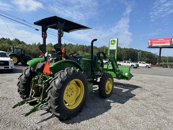 Image of John Deere 5060E equipment image 2