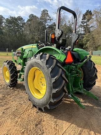 Image of John Deere 5060E equipment image 1