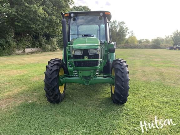 Image of John Deere 5060E equipment image 2
