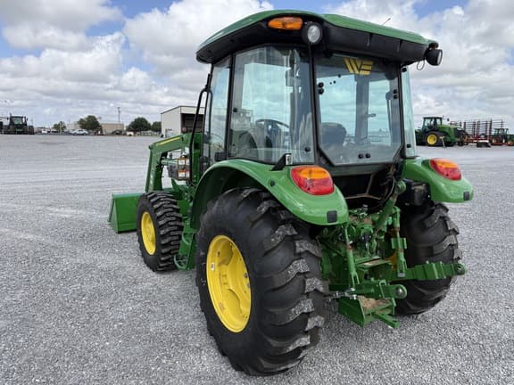 Image of John Deere 5060E equipment image 2